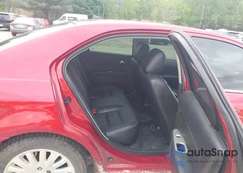 2012 Ford Fusion Hybrid z USA, uszkodzony, nr VIN 3FADP0L38CR218345